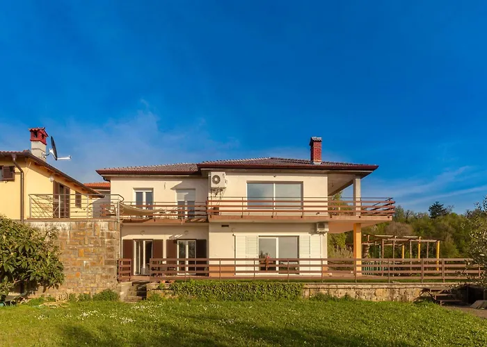 Apartments Souranded By Forest With Sea View