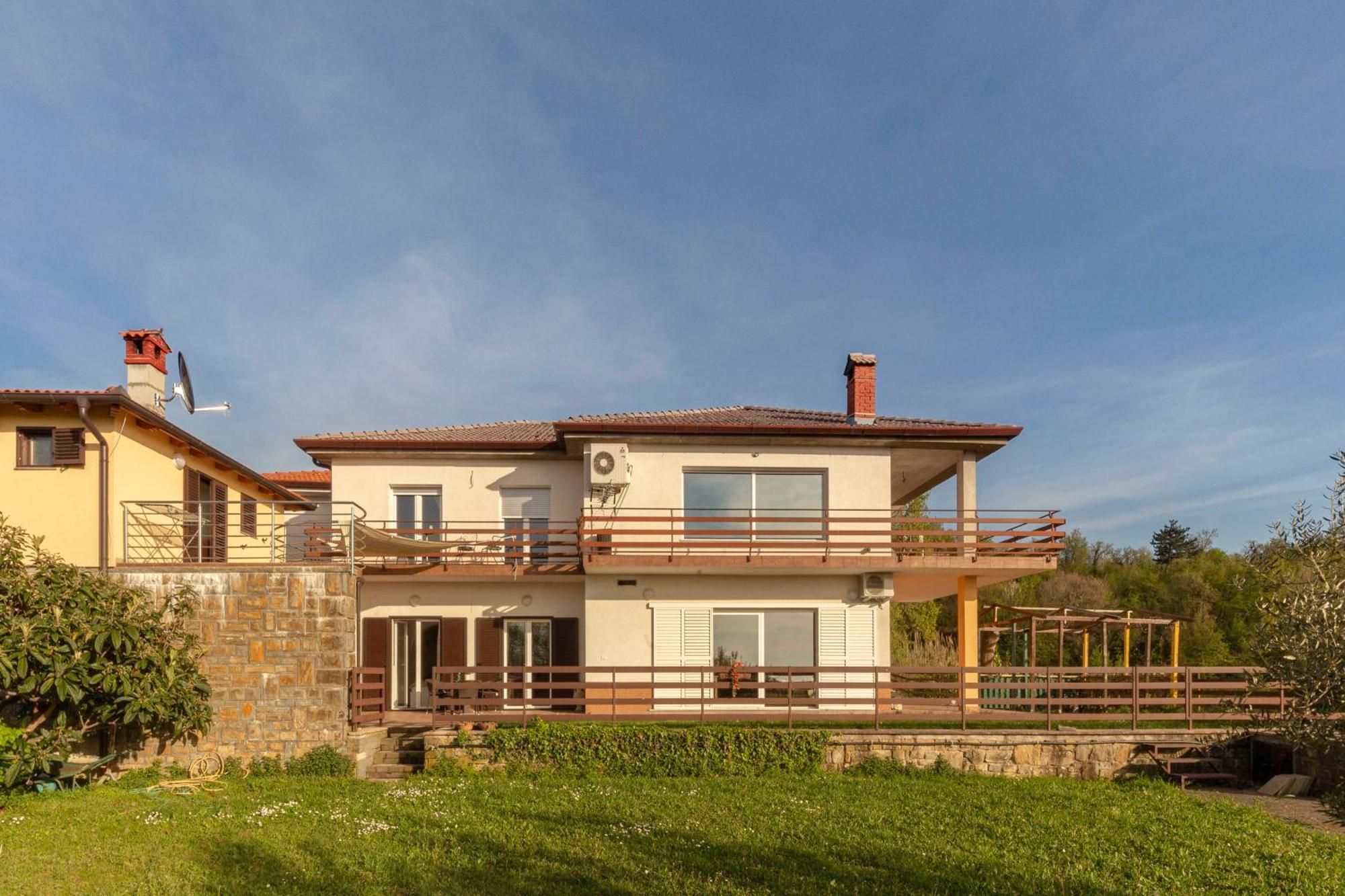 Souranded By Forest With Sea View Apartment Koper