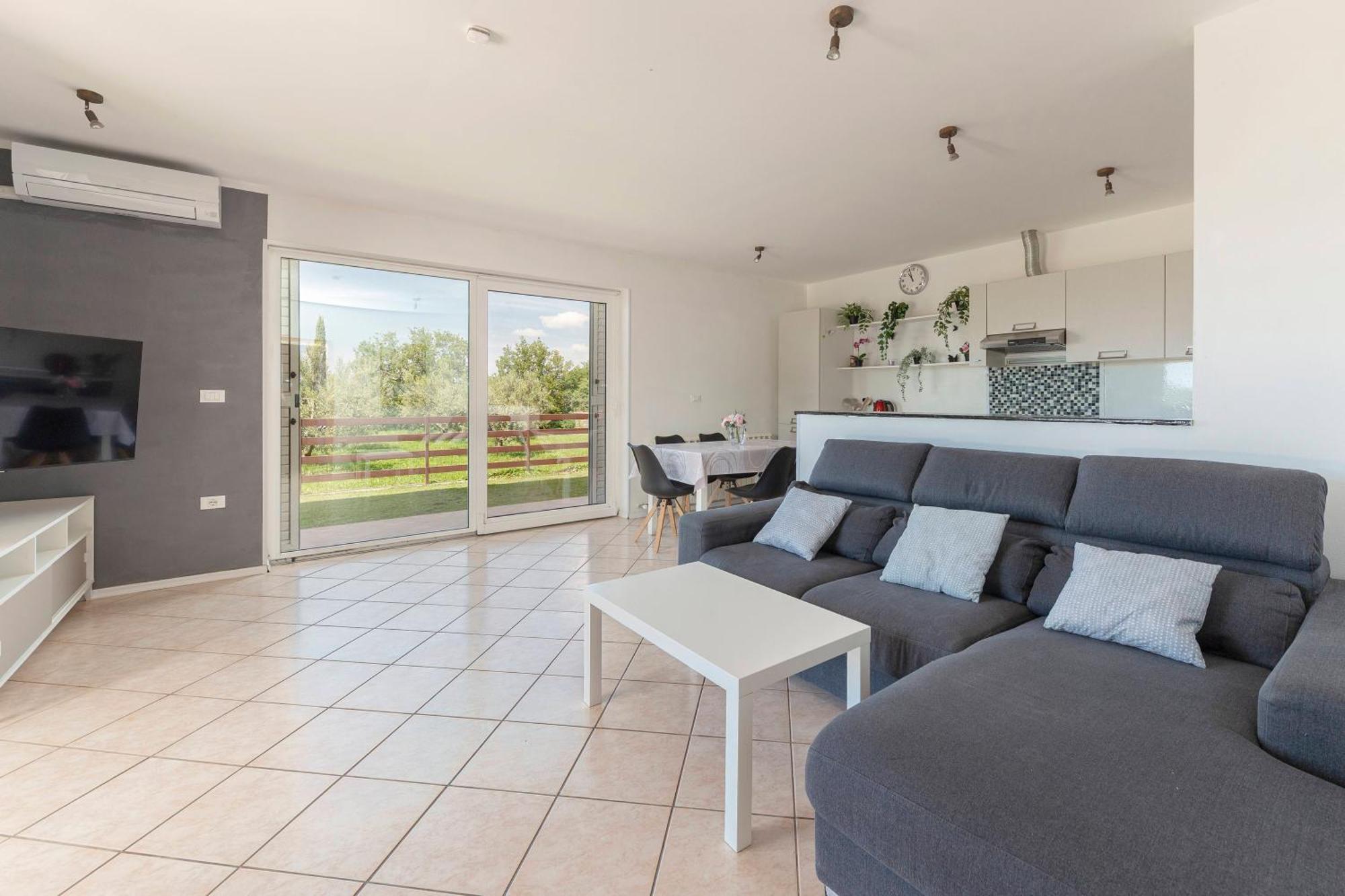Souranded By Forest With Sea View Apartment Koper
