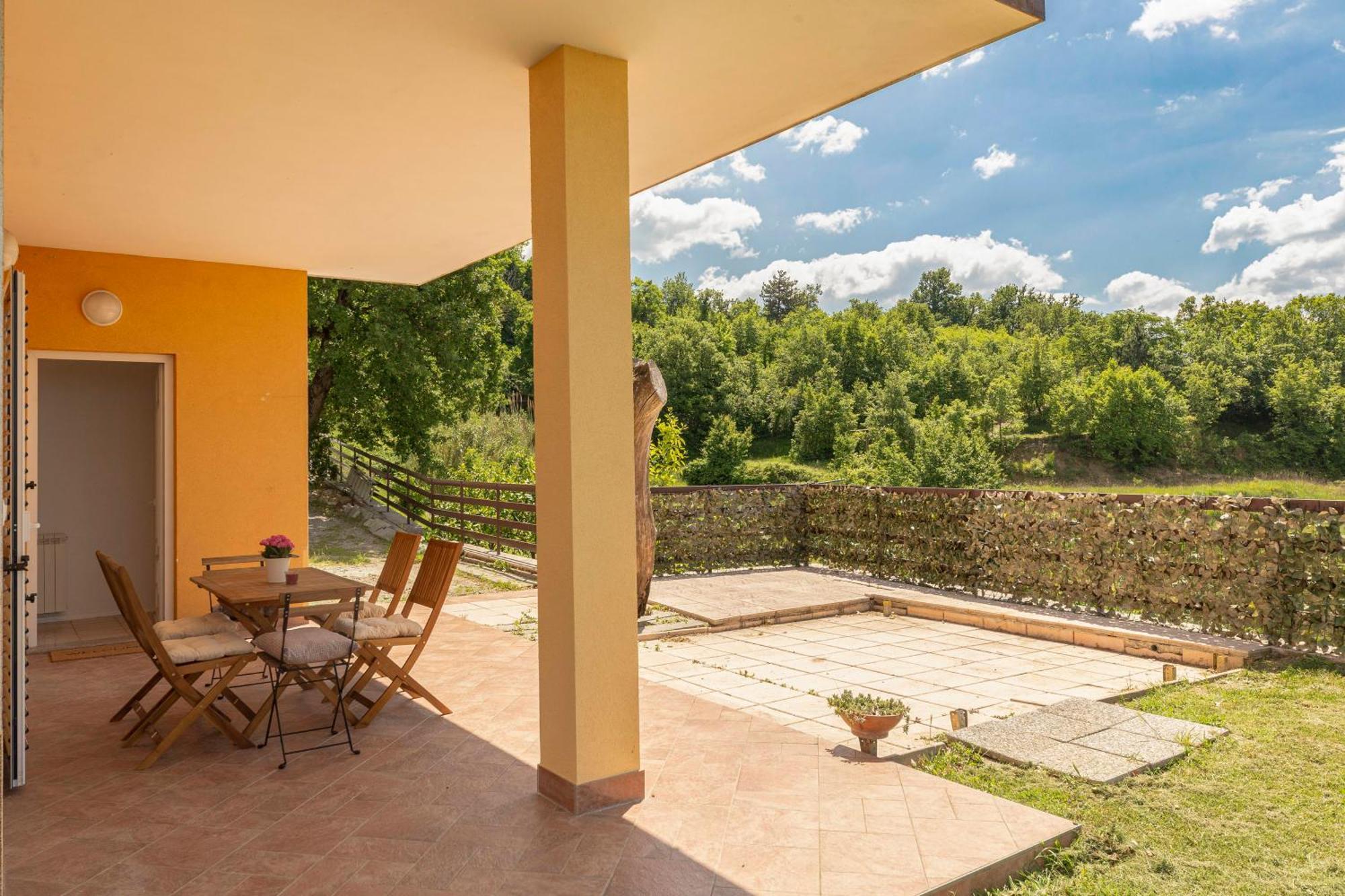 Apartment Souranded By Forest With Sea View Koper